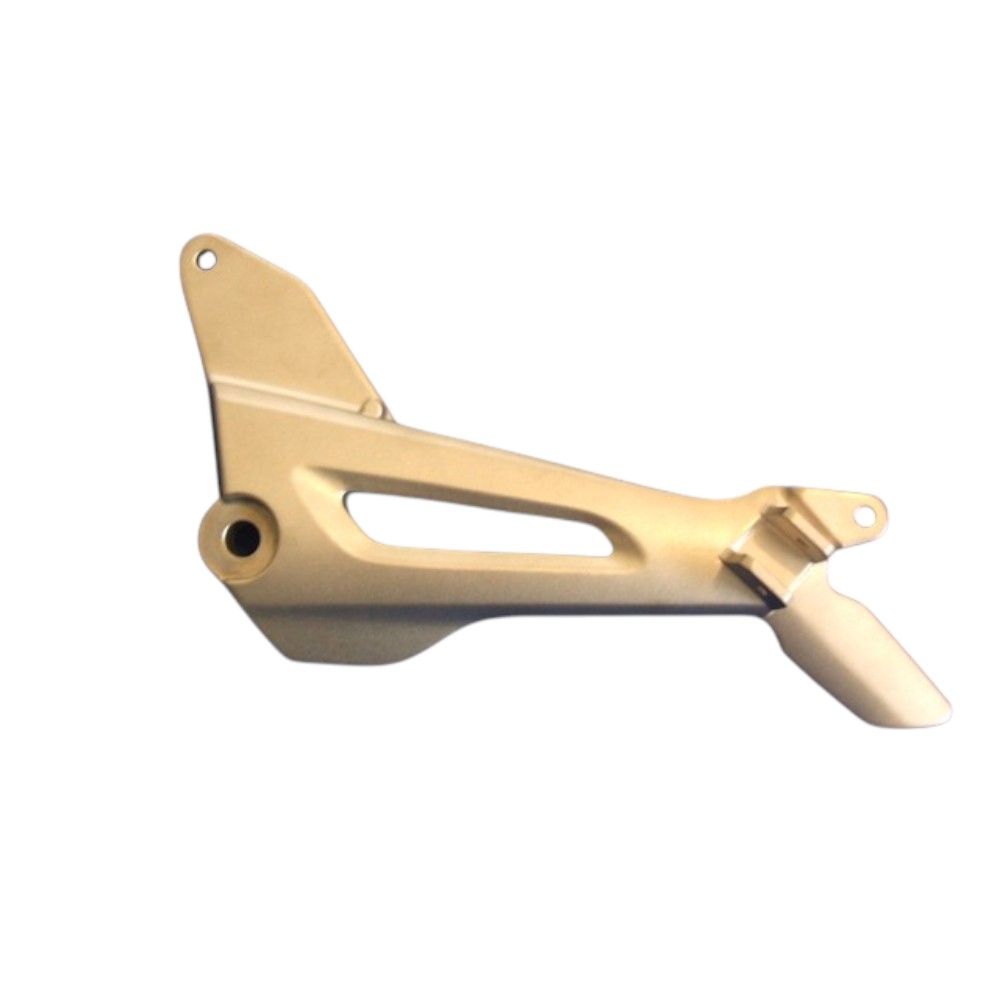 SUPORTE PED TRAS DIR TITAN 150